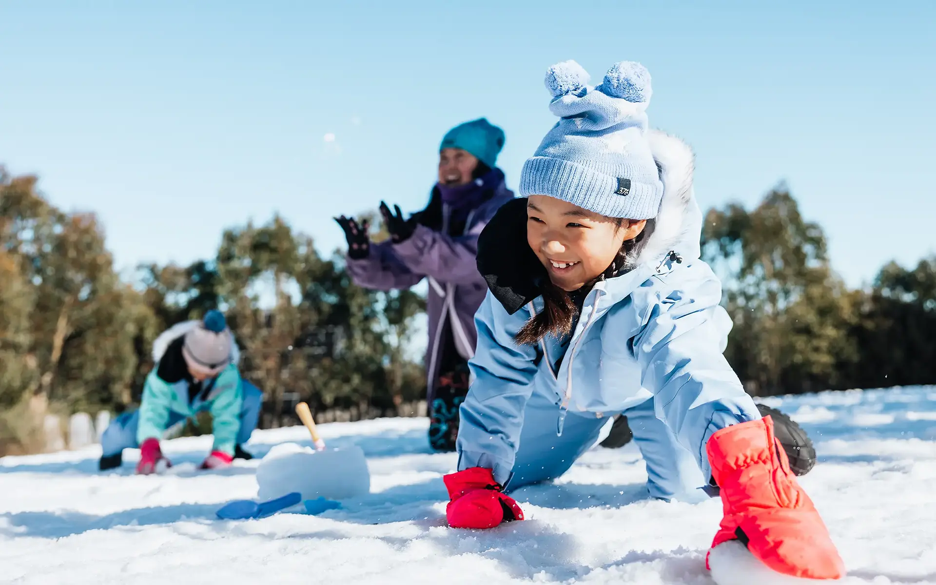 Snowplay 1
